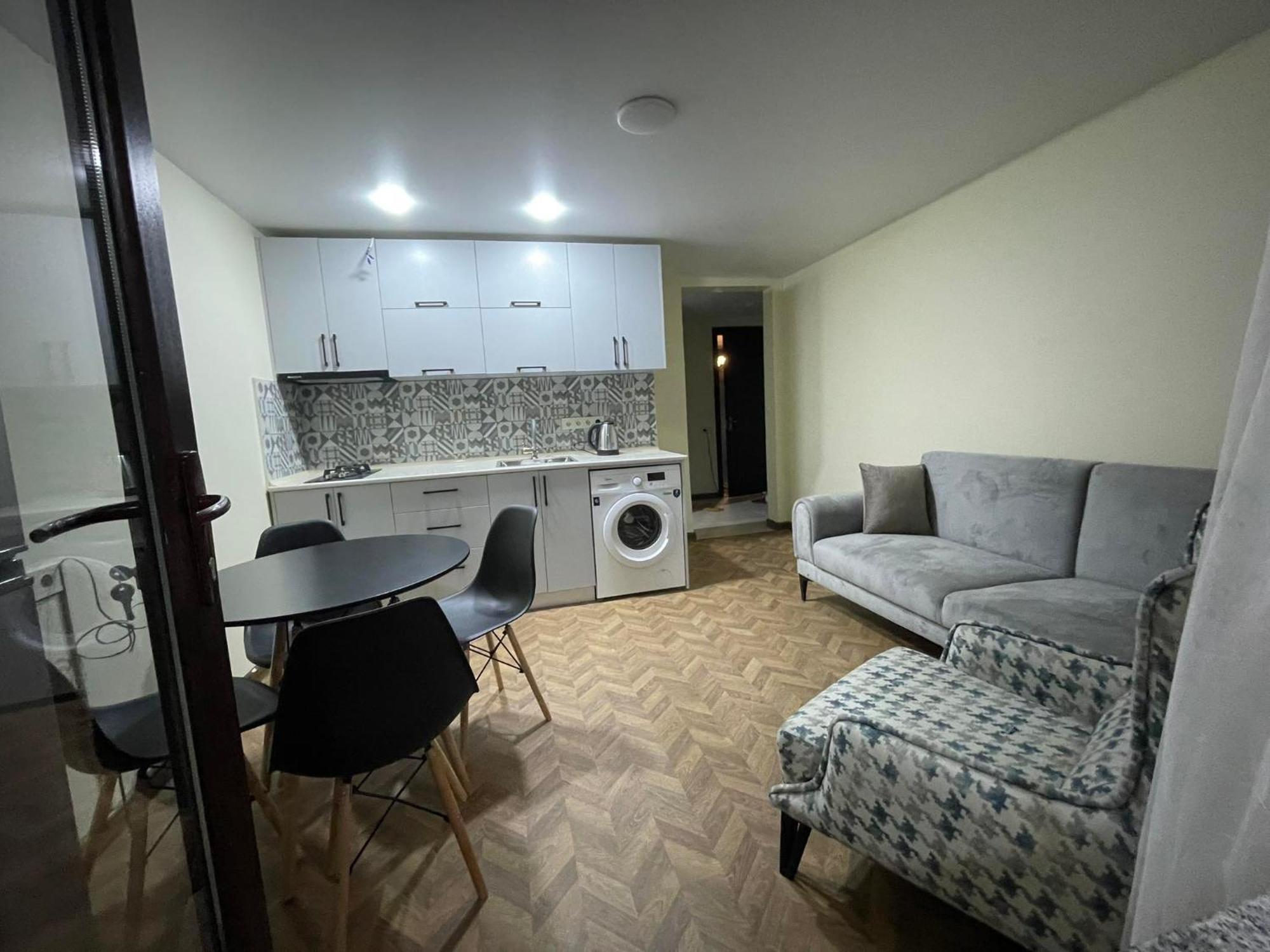Flats At Era Square Hotel Batoemi Buitenkant foto